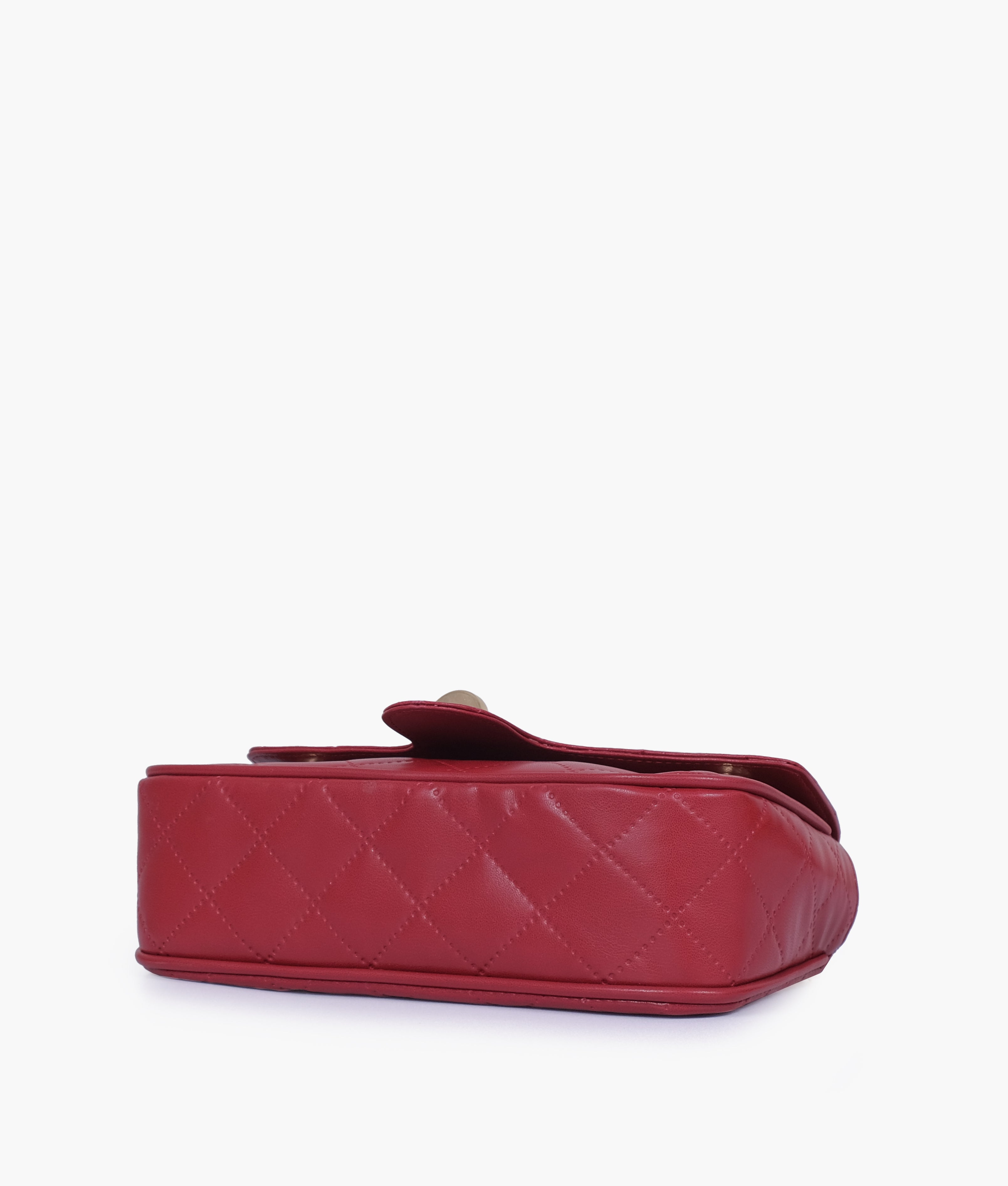 Maroon quilted small shoulder bag with chain