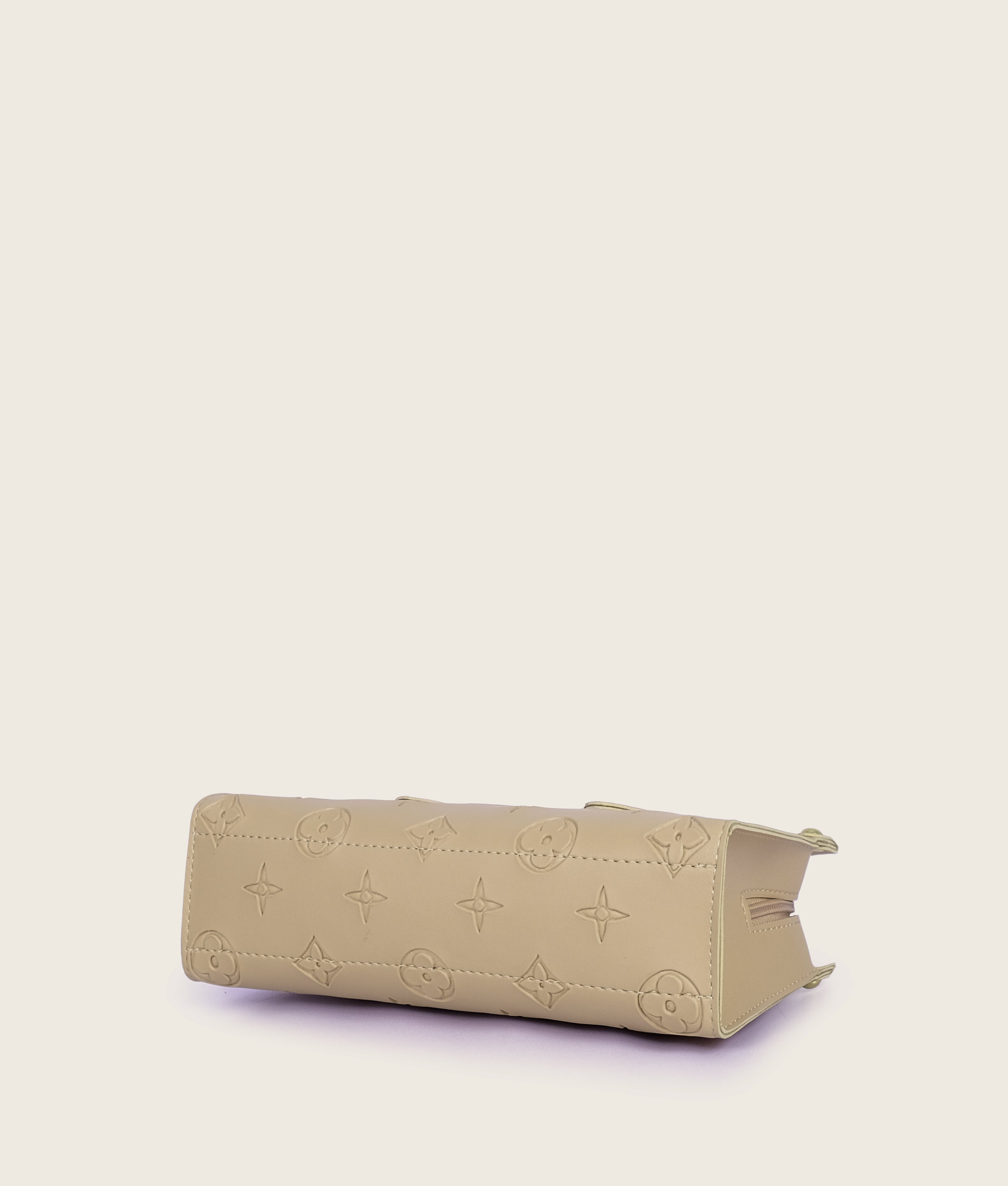 Off-white on-the-go mini bag